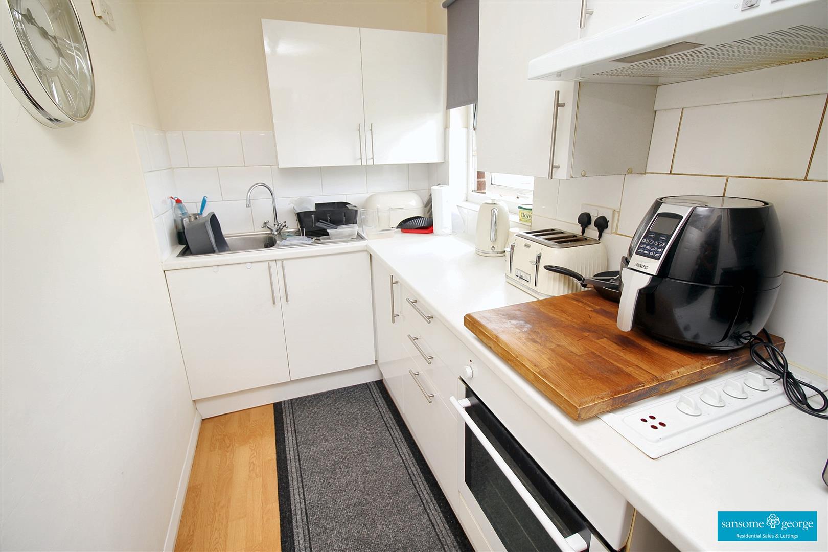 Wyre Court, Tilehurst, Reading